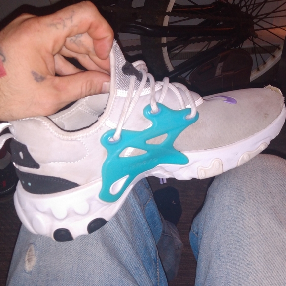 Nike Other - Nike React Presto Cassette